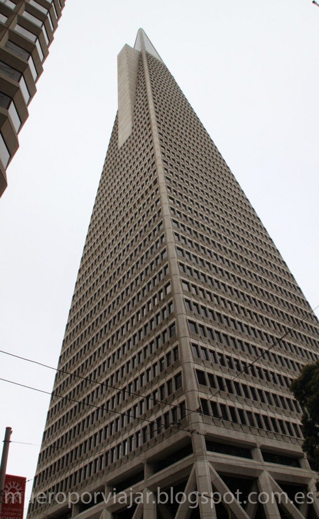 Emblemático edificio transamerica Pyramid, San Francisco