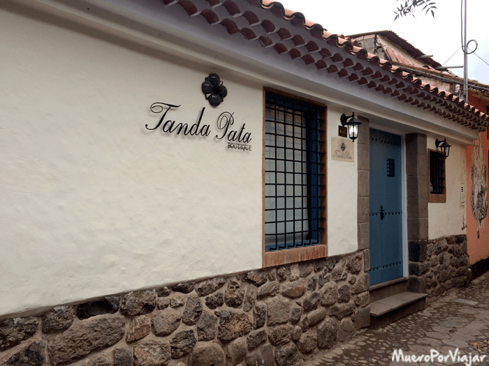 Fachada del Tandapata Boutique Hotel, muy del estilo de la ciudad de Cuzco
