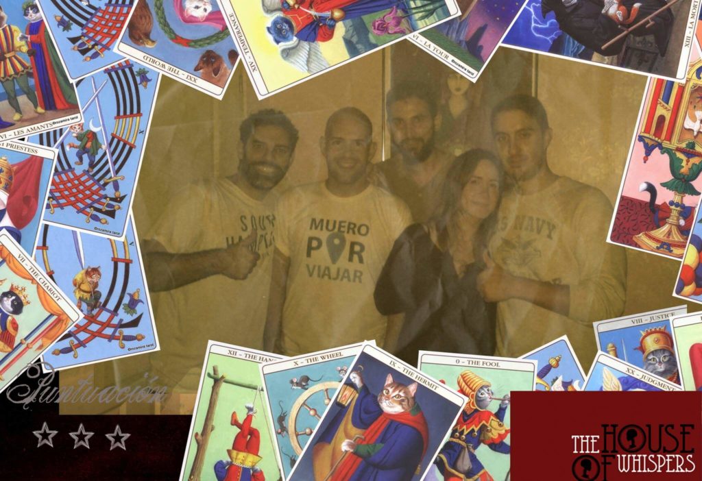 A la salida de The House Of Whispers muertos de miedo A la salida de The House Of Whispers muertos de miedo