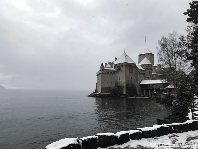 El nevado Castillo de Chillon en Montreux