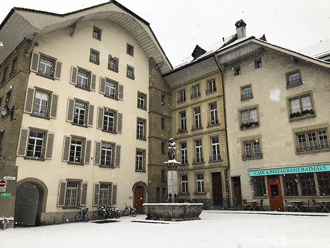La preciosa Rathausplatz nevada