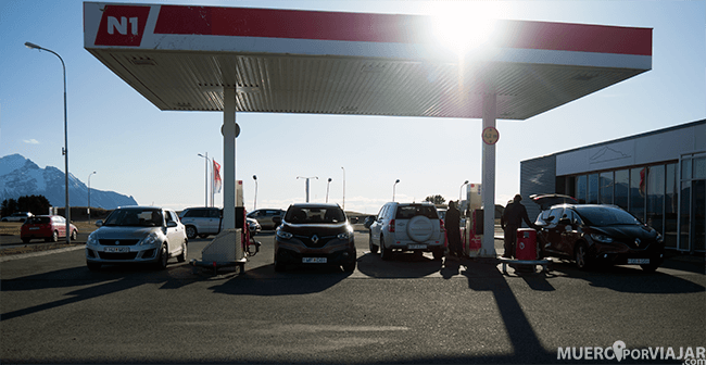 Gasolinera en Islandia 