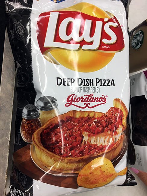 La Deep Pizza es tan famosa que hasta existe una variedad de patatas fritas de la marca Lay's con ese sabor