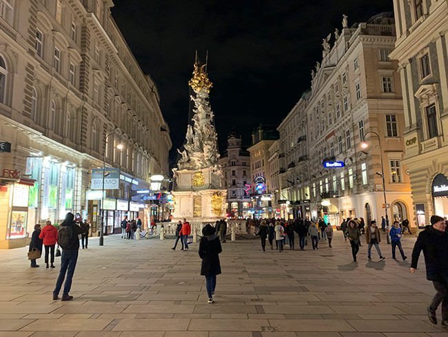 Viena se transforma en la capital de los mercados de navidad de Europa