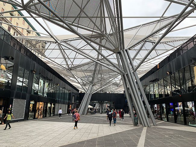 Estación de tren Piazza Garibaldi en Nápoles