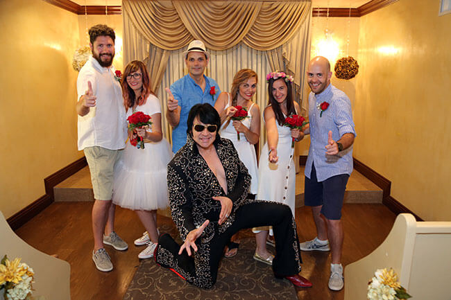 Casarte en Las Vegas con Elvis y tus amigos, es una experiencia inolvidable